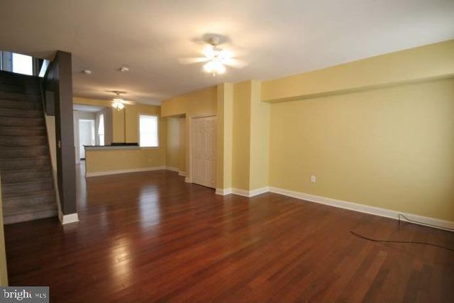 219 HERMITAGE ST, Philadelphia, PA 19127