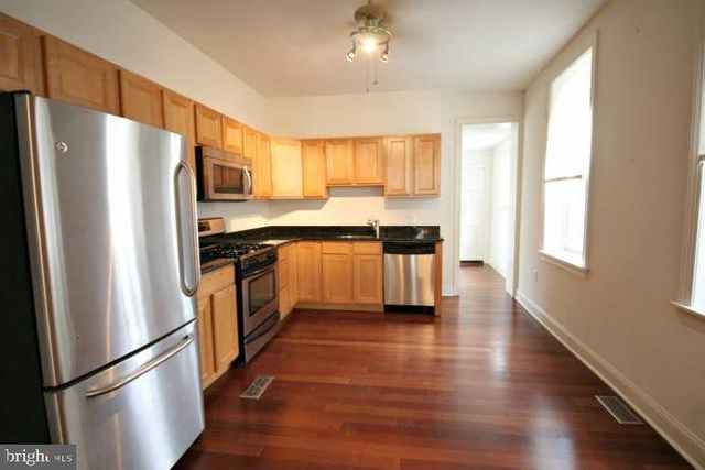 219 HERMITAGE ST, Philadelphia, PA 19127