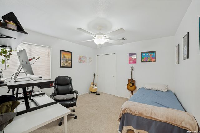 682 LYNX MTN, San Antonio, TX 78251