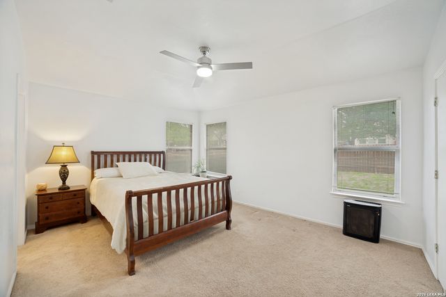 682 LYNX MTN, San Antonio, TX 78251