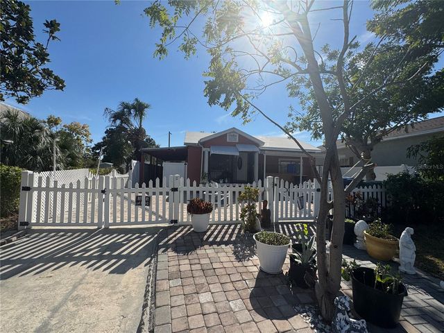 2312 W LA SALLE STREET, Tampa, FL 33607