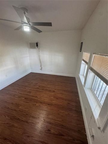 2312 W LA SALLE STREET, Tampa, FL 33607