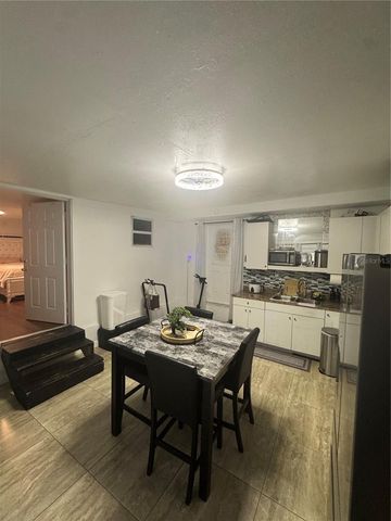 2312 W LA SALLE STREET, Tampa, FL 33607