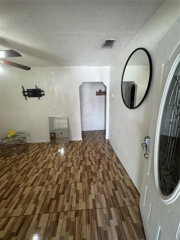 2312 W LA SALLE STREET, Tampa, FL 33607