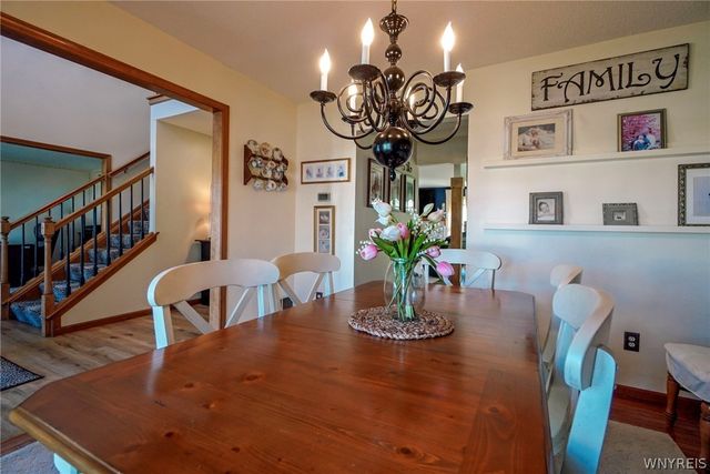 70 Nina, West Seneca, NY 14224