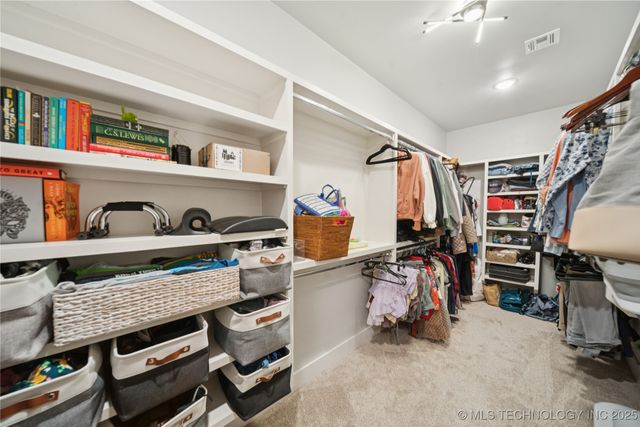 9248 E 80th Place, Tulsa, OK 74133