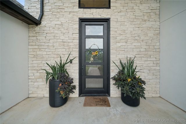 9248 E 80th Place, Tulsa, OK 74133