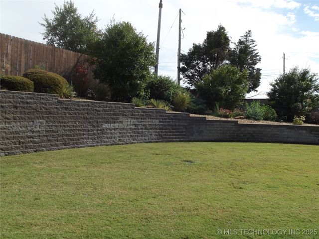 9248 E 80th Place, Tulsa, OK 74133