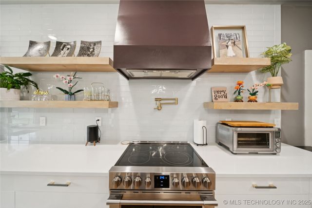 9248 E 80th Place, Tulsa, OK 74133