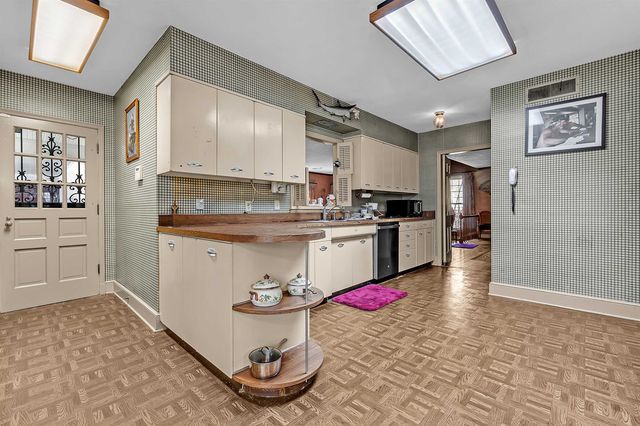 4513 PARK AVE, Memphis, TN 38117