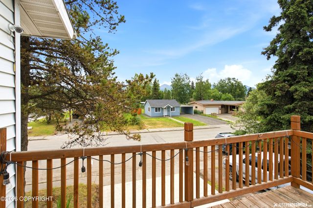1300 Wintergreen Street, Anchorage, AK 99508