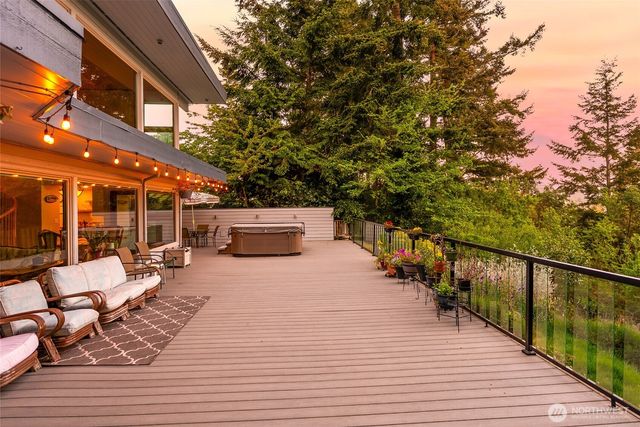5408 Sunset Avenue, Anacortes, WA 98221