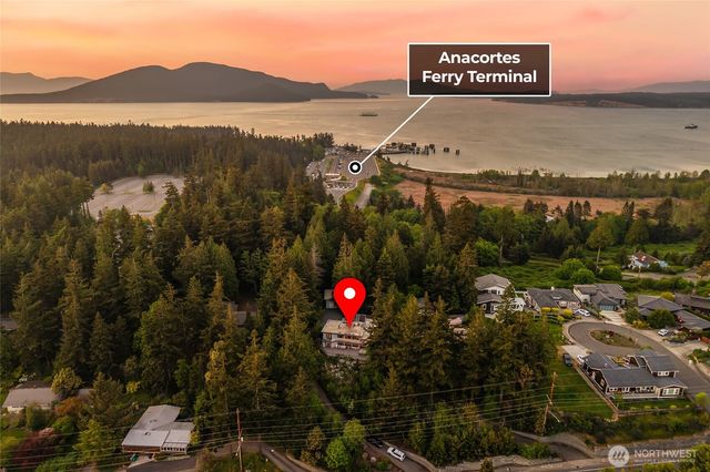 5408 Sunset Avenue, Anacortes, WA 98221