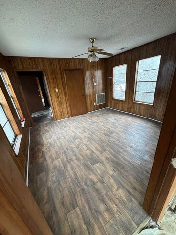 1872 S Gaines St., Little Rock, AR 72206