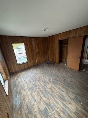 1872 S Gaines St., Little Rock, AR 72206