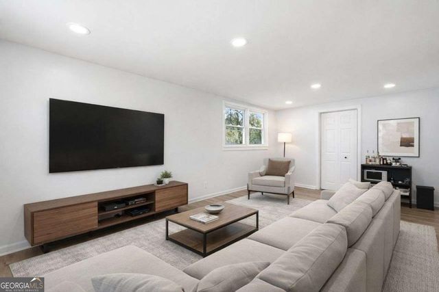 306 Dink Lane SE, Marietta, GA 30060