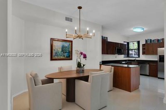 15533 N Miami Lakeway N 106, Miami Lakes, FL 33014