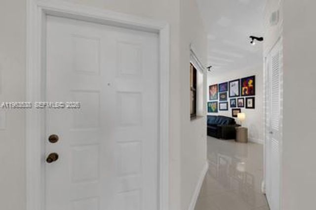 15533 N Miami Lakeway N 106, Miami Lakes, FL 33014