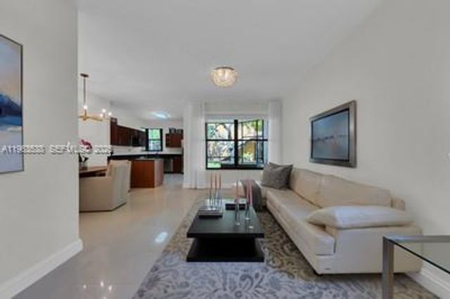 15533 N Miami Lakeway N 106, Miami Lakes, FL 33014