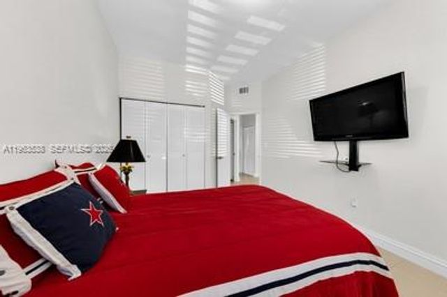 15533 N Miami Lakeway N 106, Miami Lakes, FL 33014