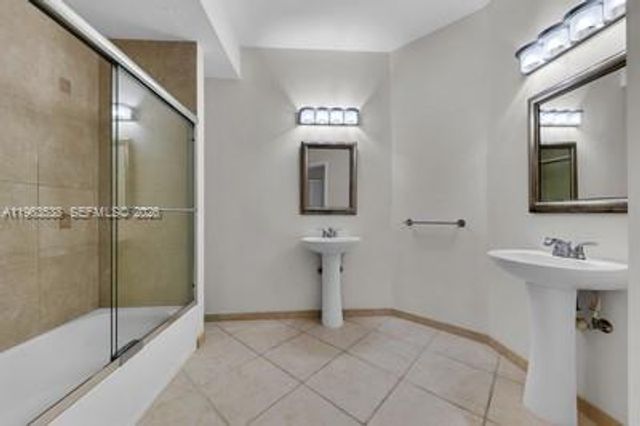 15533 N Miami Lakeway N 106, Miami Lakes, FL 33014