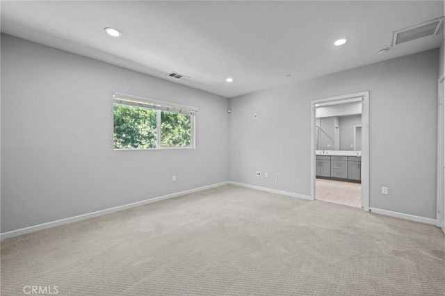 15607 W Lilli Way, Van Nuys, CA 91406