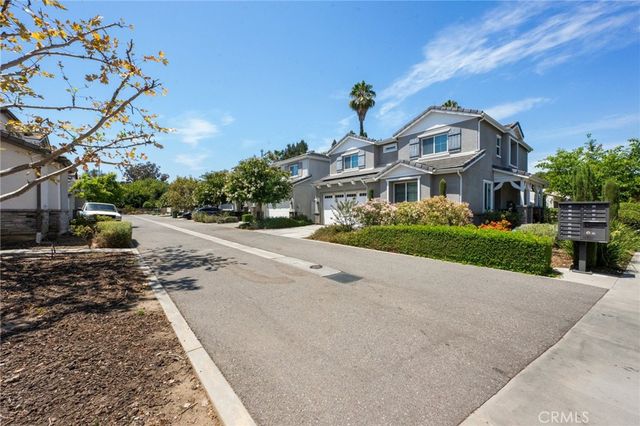 15607 W Lilli Way, Van Nuys, CA 91406
