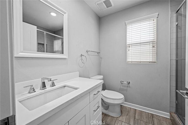 15607 W Lilli Way, Van Nuys, CA 91406