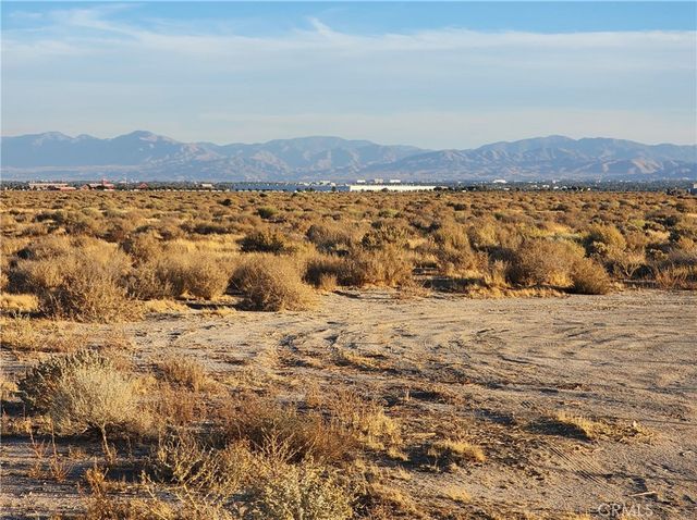 0 W Avenue F-4, Lancaster, CA 93536
