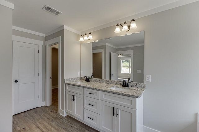 129 Creek Stone Drive, Hartwell, GA 30643