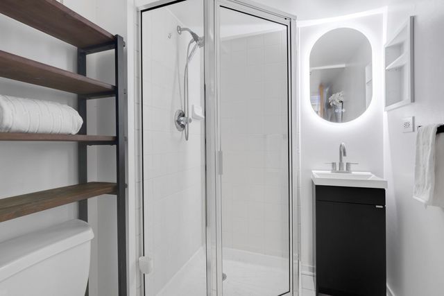 1601 S Michigan Avenue 107, Chicago, IL 60616