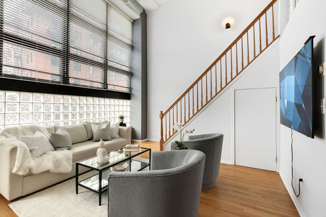 1601 S Michigan Avenue 107, Chicago, IL 60616