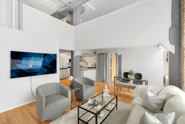 1601 S Michigan Avenue 107, Chicago, IL 60616