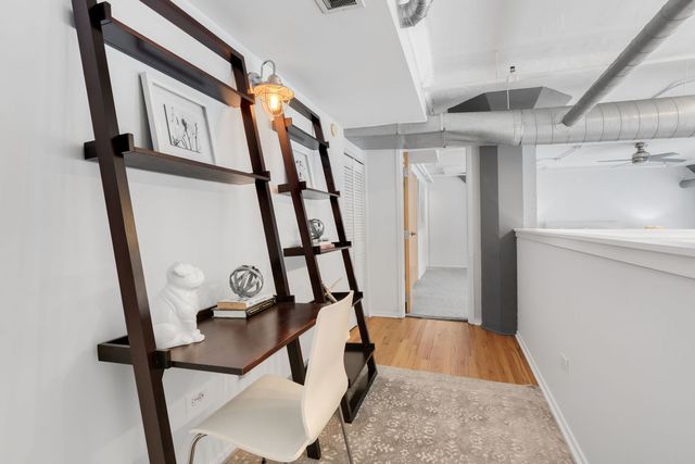 1601 S Michigan Avenue 107, Chicago, IL 60616