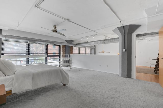 1601 S Michigan Avenue 107, Chicago, IL 60616