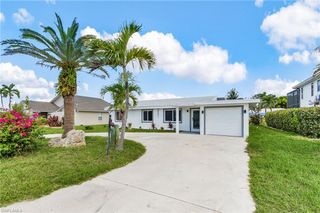 331 Washington CT, Fort Myers Beach, FL 33931