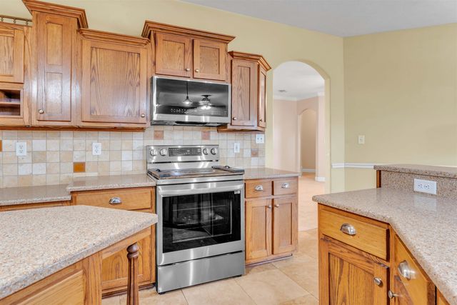 9136 DONNELL RD, Millington, TN 38053