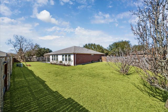 1034 Clover Leaf Court, Rosenberg, TX 77469