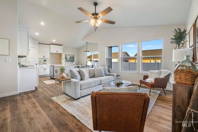 420 Rock Dove Loop, Twin Falls, ID 83301