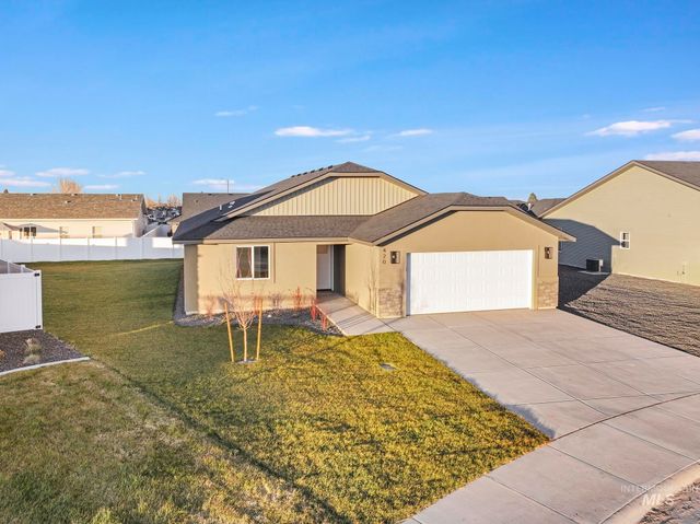 420 Rock Dove Loop, Twin Falls, ID 83301
