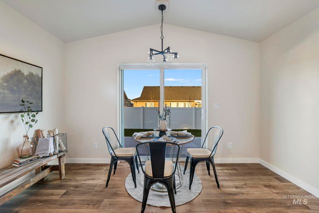 420 Rock Dove Loop, Twin Falls, ID 83301