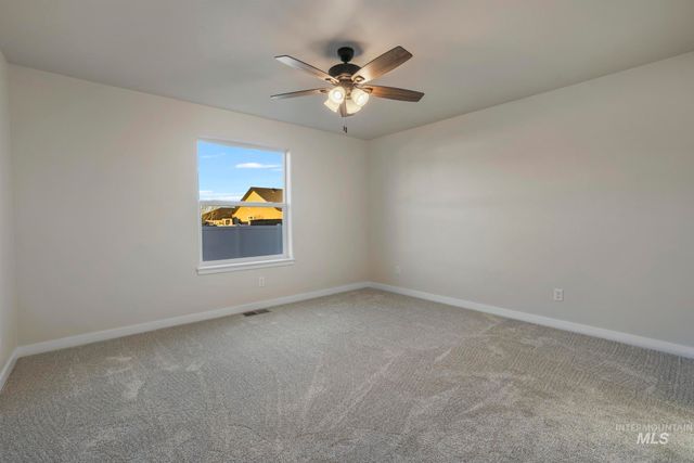 420 Rock Dove Loop, Twin Falls, ID 83301