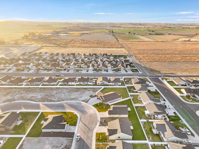 420 Rock Dove Loop, Twin Falls, ID 83301