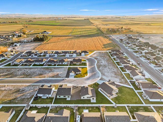 420 Rock Dove Loop, Twin Falls, ID 83301