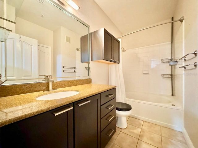 5000 CULBREATH KEY WAY 1-318, Tampa, FL 33611