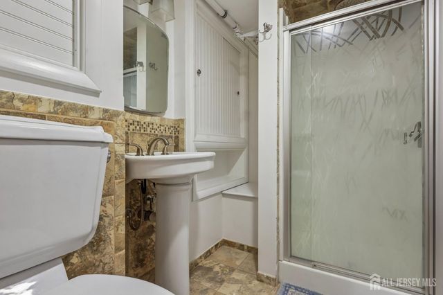 24 Brandeis Road, Old Bridge, NJ 08859