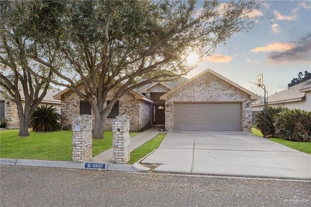2220 Heather Avenue, Edinburg, TX 78542