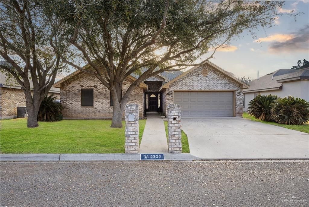 2220 Heather Avenue, Edinburg, TX 78542