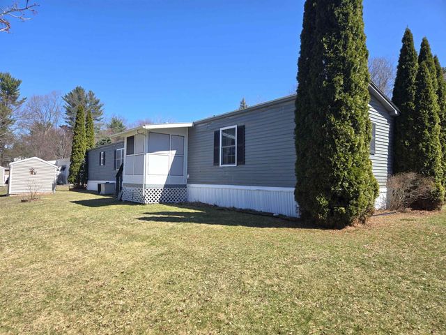 91 Zachary Drive, Hooksett, NH 03106