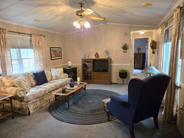 91 Zachary Drive, Hooksett, NH 03106